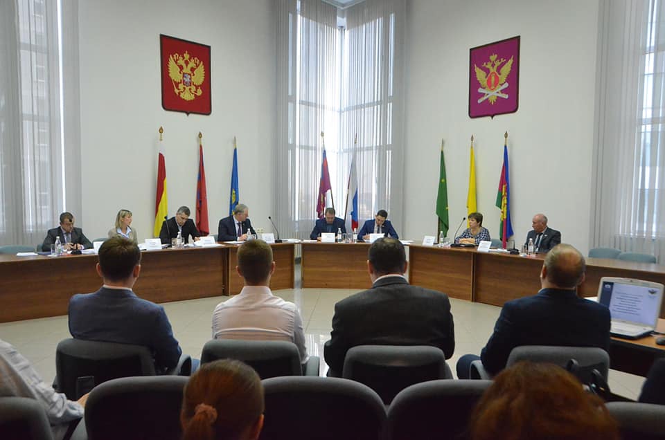 Круглый стол комитета по законодательству Законодательного Собрания Ростовской области