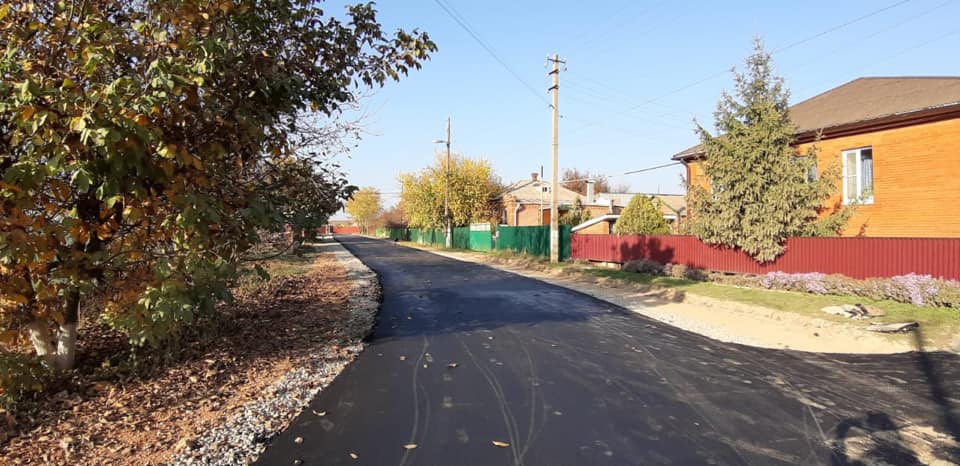 В селе Чалтырь Мясниковского района отремонтировали дорогу