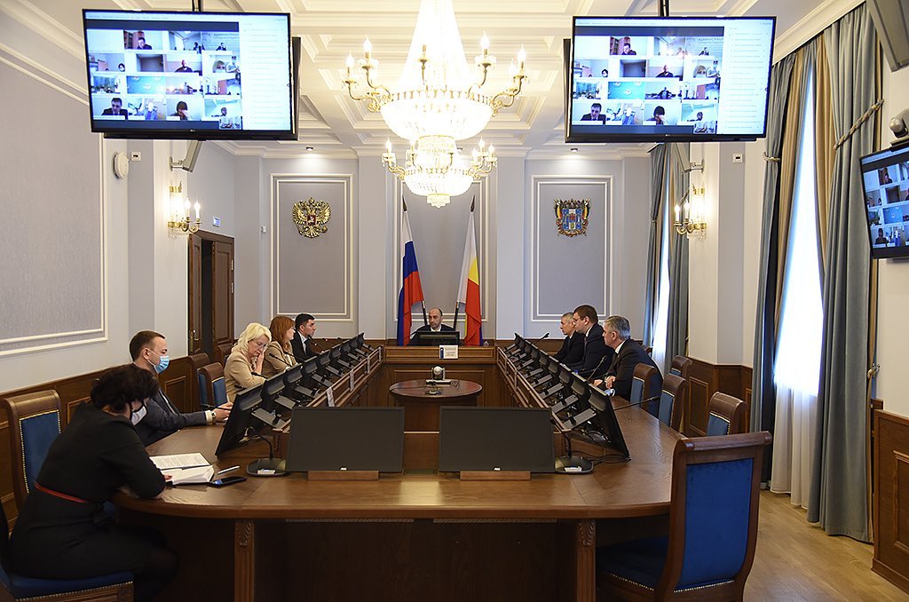 Круглый стол комитета по строительству и ЖКХ Законодательного Собрания Ростовской области
